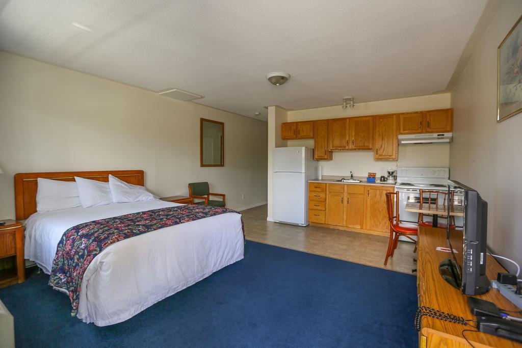 Airport Inn Fredericton Exteriör bild