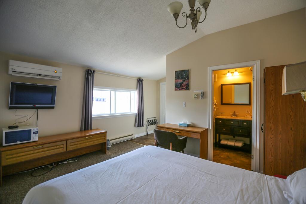Airport Inn Fredericton Exteriör bild