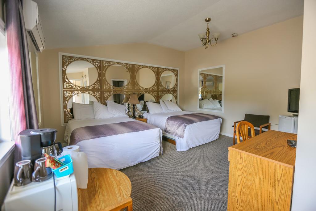 Airport Inn Fredericton Exteriör bild