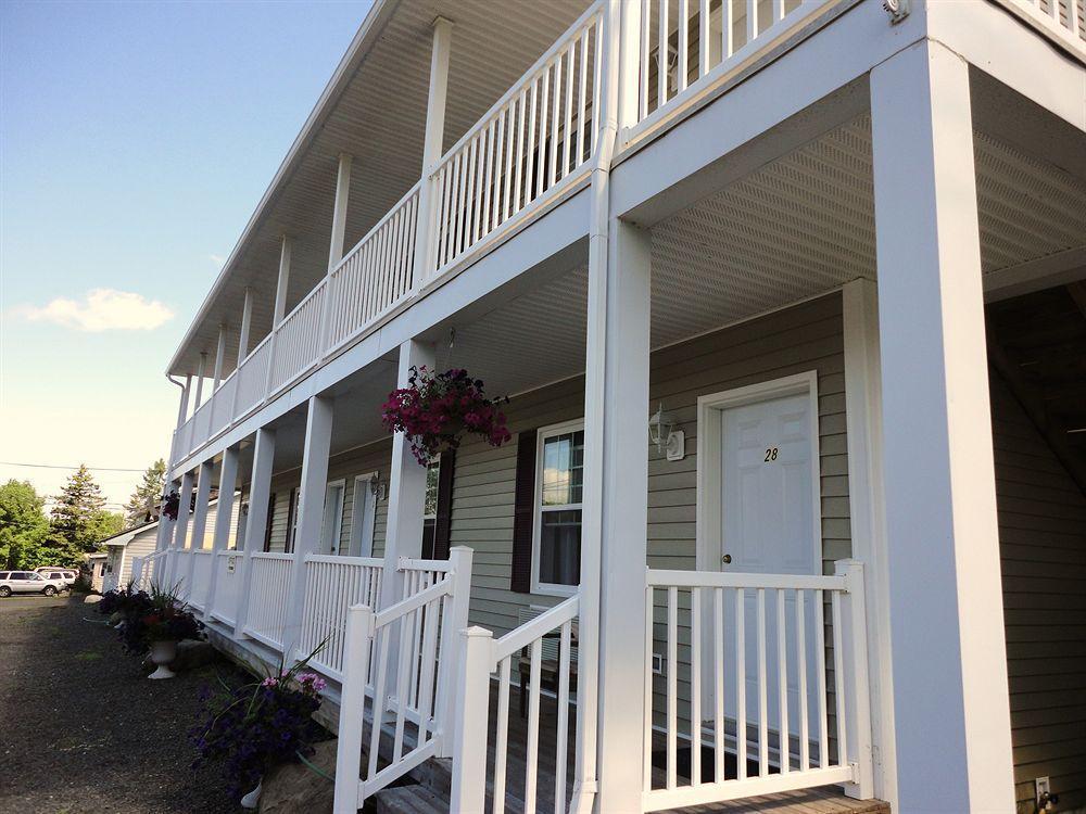 Airport Inn Fredericton Exteriör bild